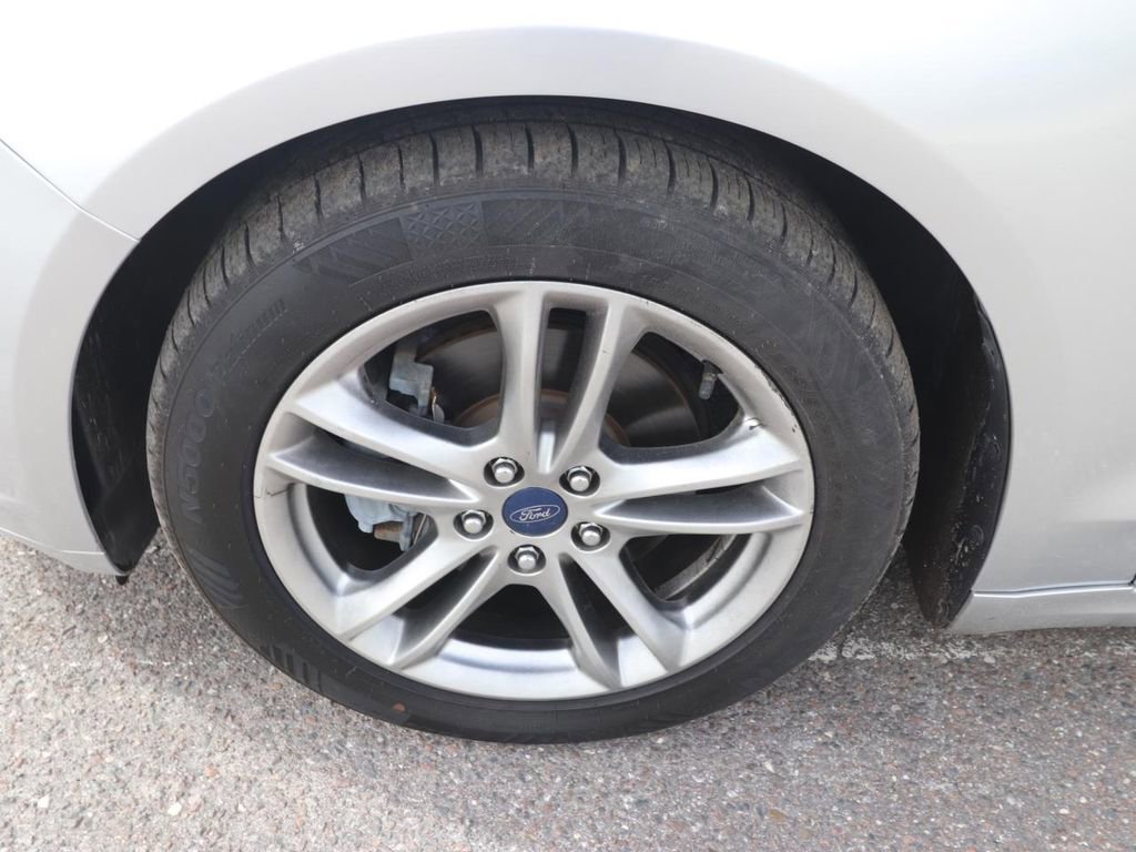 Used 2015 Ford Fusion Titanium image 25