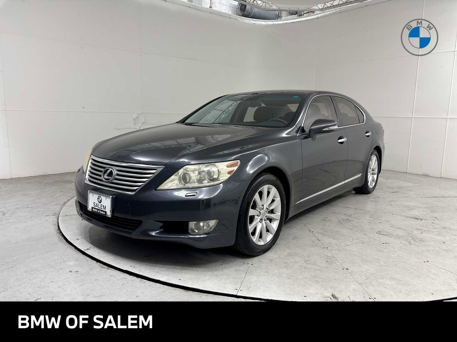 Used 2010 Lexus LS 460 w/ Comfort Pkg RWD image 1