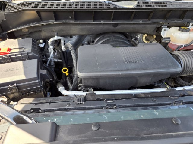 Used 2025 Chevrolet Silverado 1500 LT AWD/4WD image 22