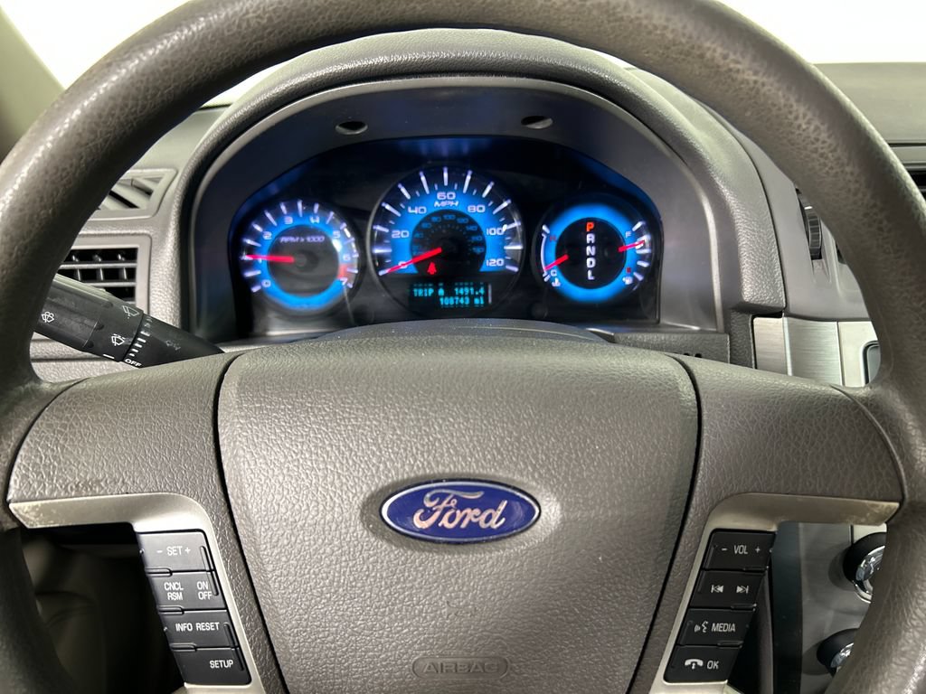 Used 2010 Ford Fusion SE FWD image 13