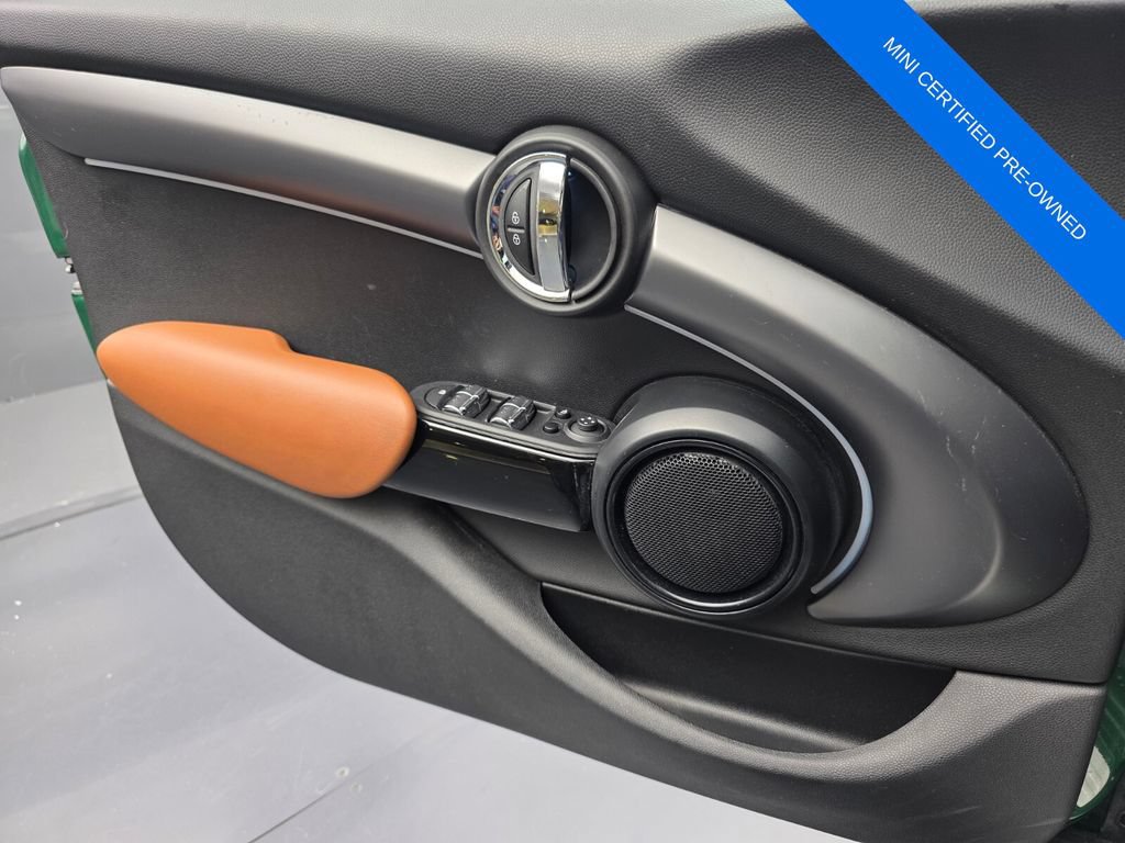 Used 2024 MINI Cooper S w/ Signature Upholstery Package FWD image 26