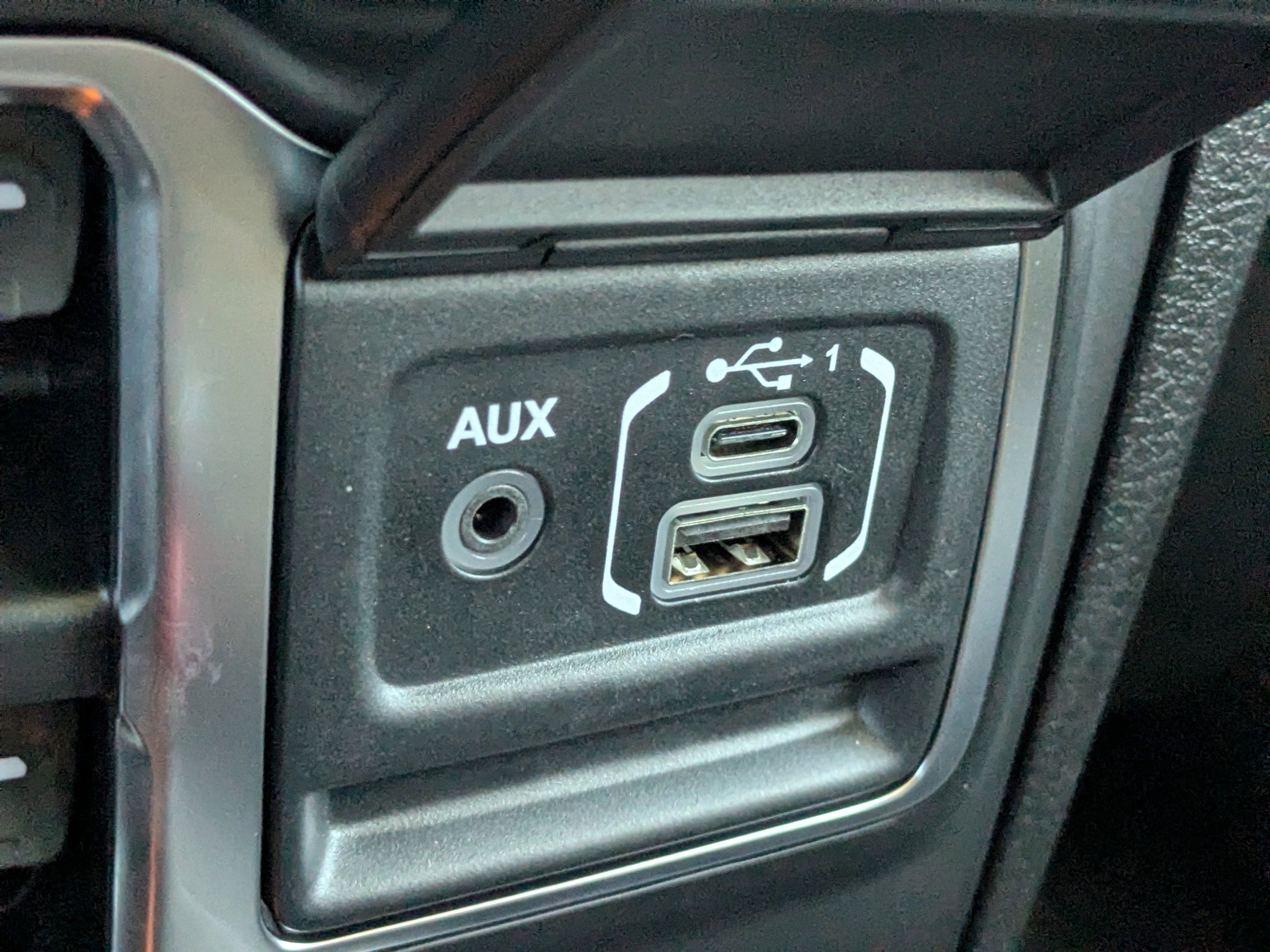 New 2025 Jeep Gladiator High Tide image 20