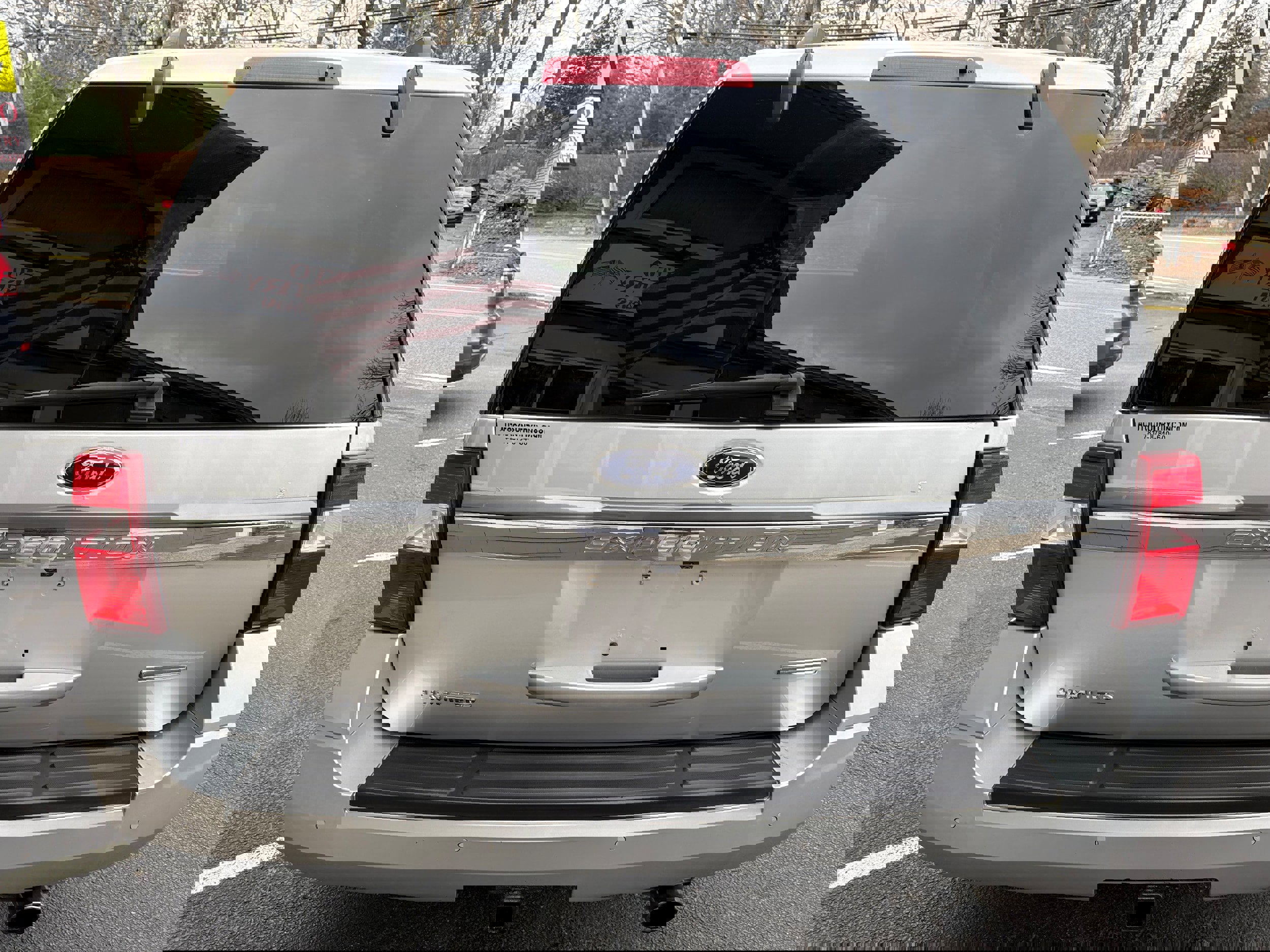 Used 2016 Ford Expedition Limited image 6