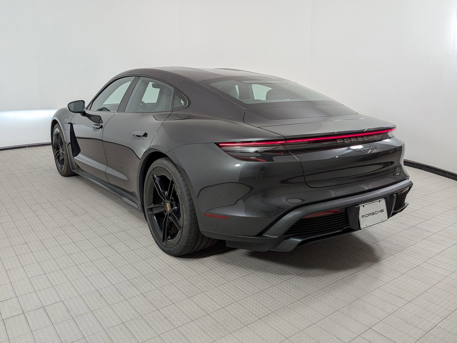 New 2026 Porsche Taycan 4S AWD/4WD image 3