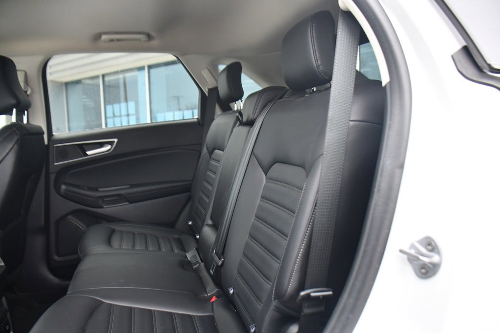 Used 2024 Ford Edge SEL w/ Convenience Package image 20