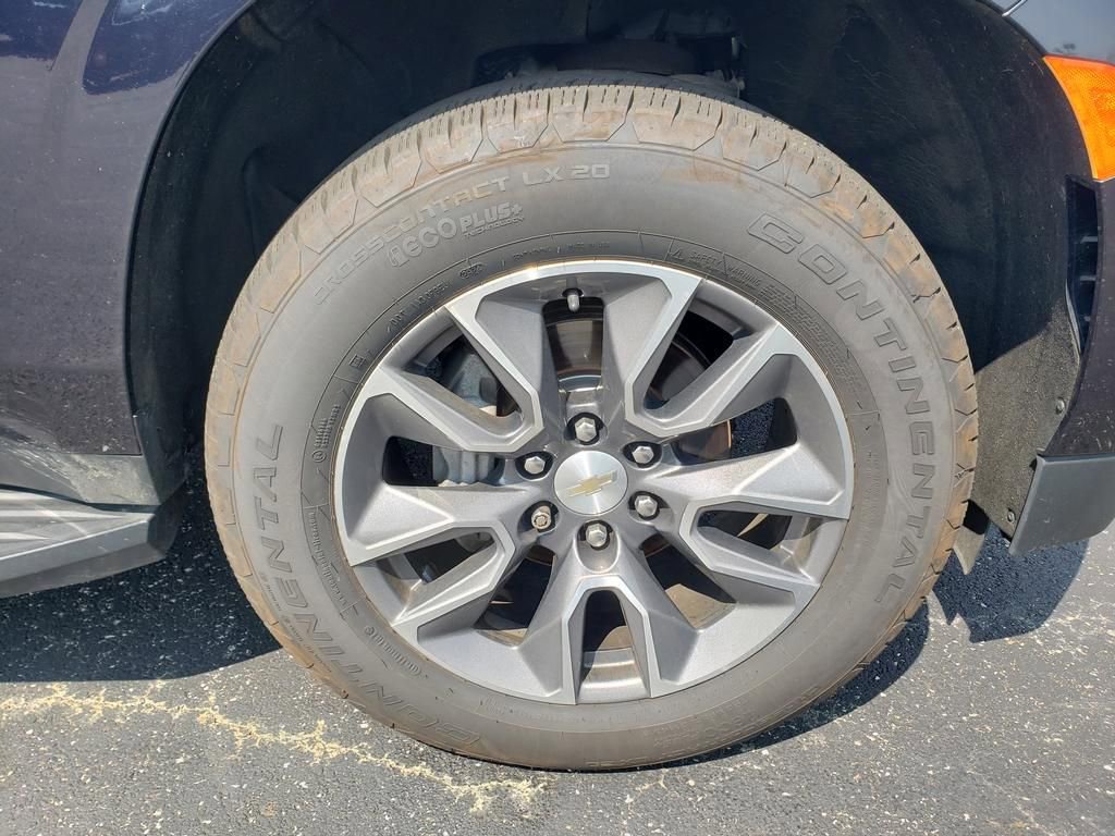 Used 2022 Chevrolet Tahoe LT w/ LT Signature Package image 33