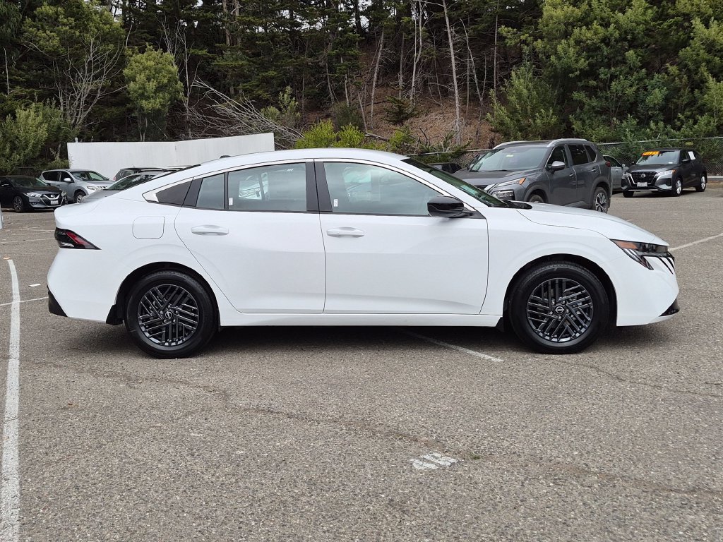New 2027 Nissan Sentra SV w/ Floor Mat Package FWD image 4