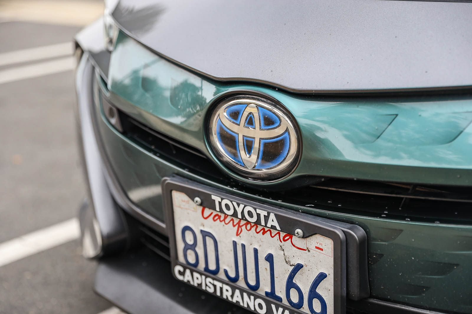 Used 2017 Toyota Prius Prime Advanced w/ Preferred Accessory Package FWD image 11