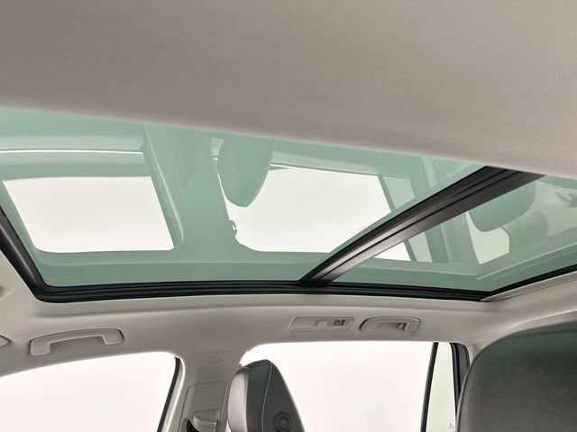 Used 2021 Volkswagen Tiguan SEL image 23