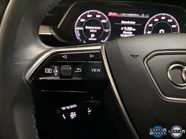 Used 2022 Audi e-tron Premium Plus w/ Premium Plus Package image 39