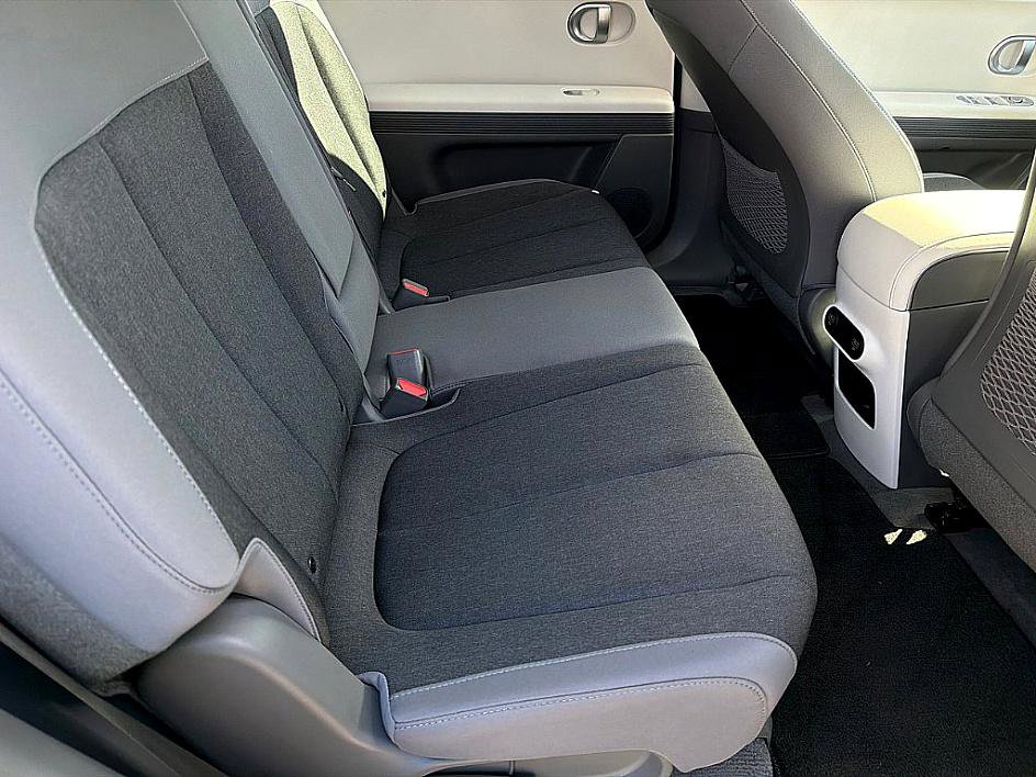 Used 2023 Hyundai Ioniq 5 SE image 23