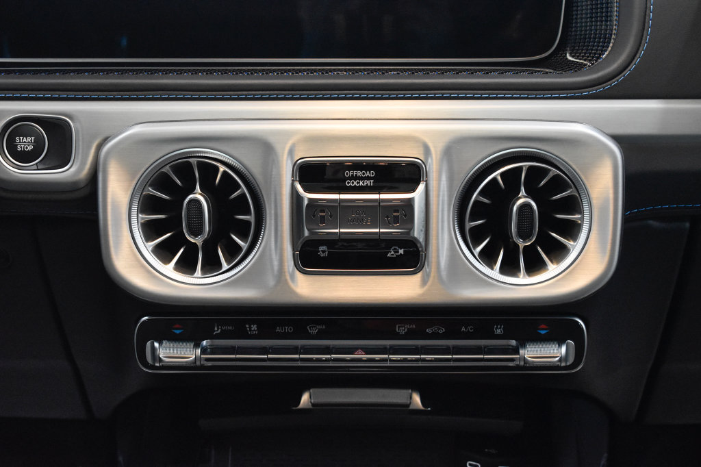 Certified 2025 Mercedes-Benz G 580 w/ EQ Technology image 28