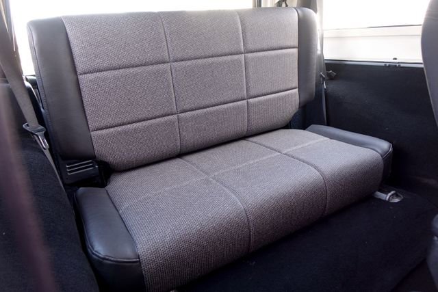 Used 2013 Jeep Wrangler Sport image 31