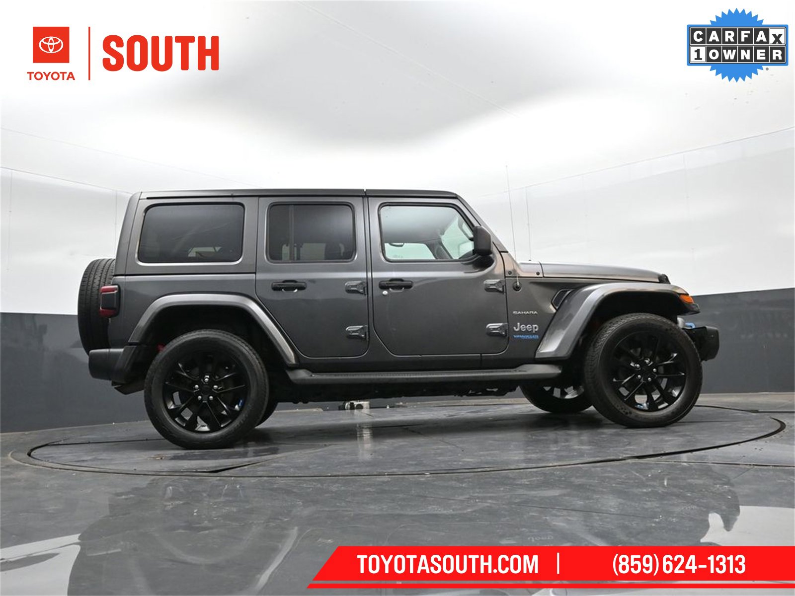 Used 2022 Jeep Wrangler Unlimited Sahara 4xe image 34
