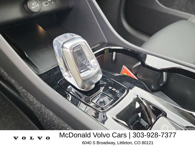 New 2026 Volvo XC40 B5 Ultra w/ Climate Package AWD/4WD image 24