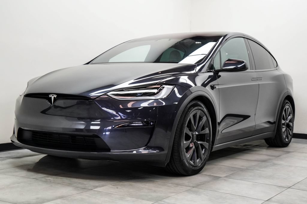 Used 2025 Tesla Model X AWD/4WD image 8
