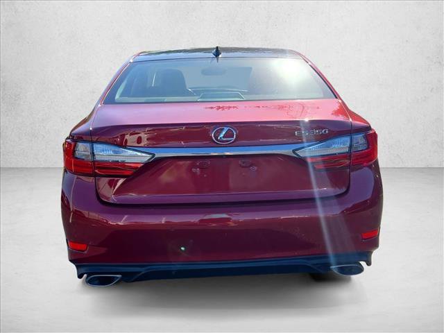 Used 2017 Lexus ES 350 w/ Ultra Luxury Package FWD image 6