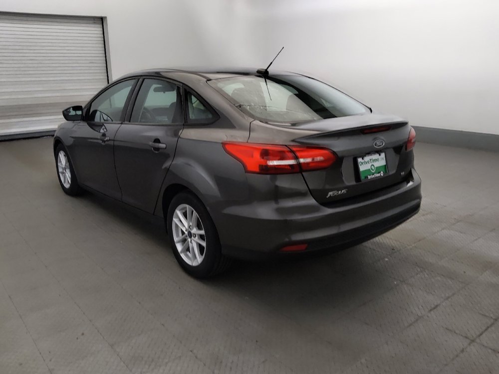 Used 2018 Ford Focus SE FWD image 5