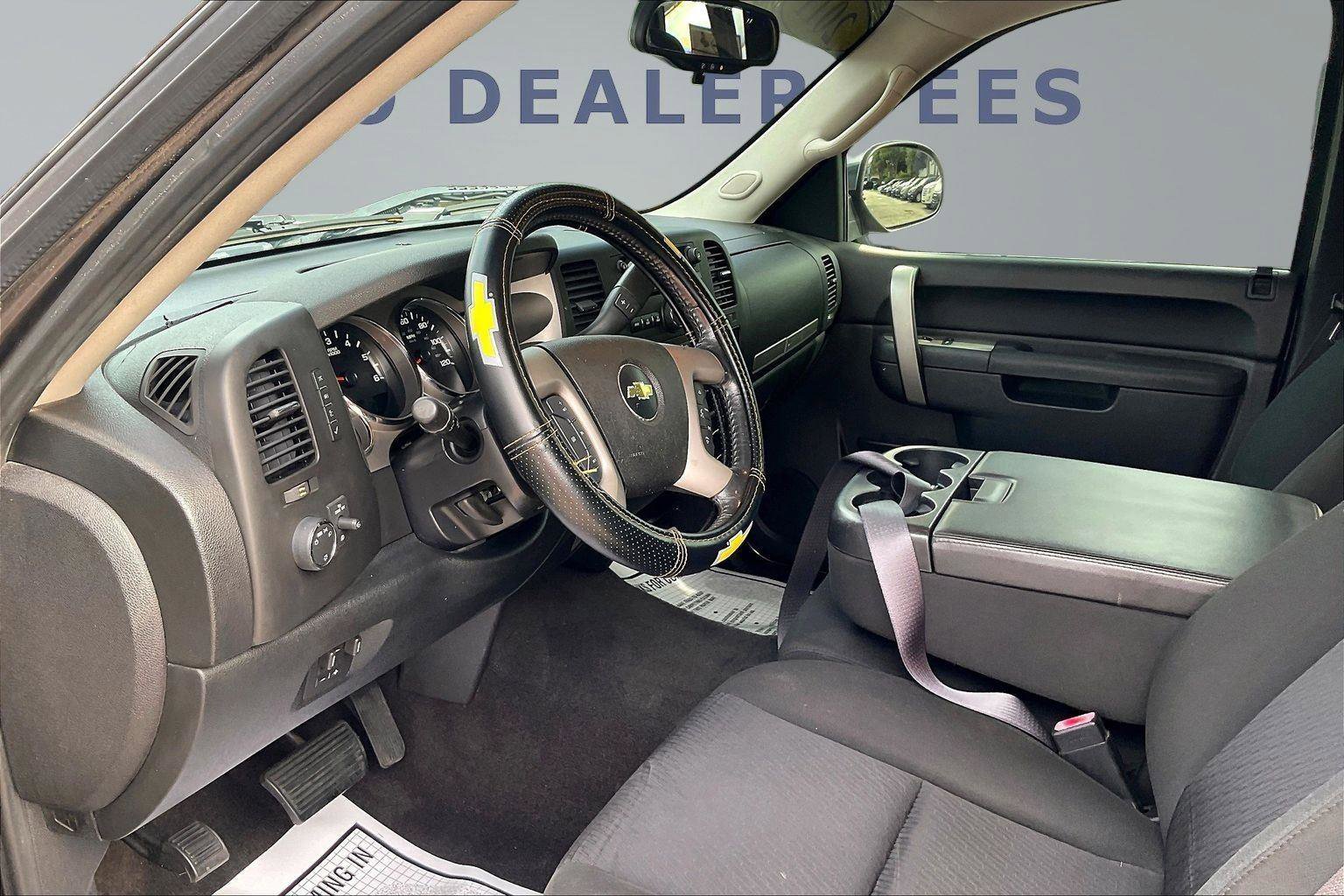 Used 2011 Chevrolet Silverado 1500 LT w/ All-Star Edition AWD/4WD image 15