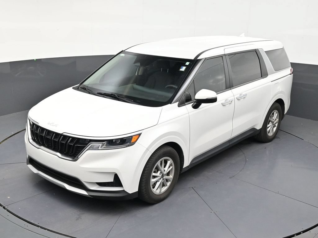 Used 2024 Kia Carnival LX FWD image 12