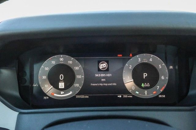 New 2026 Land Rover Range Rover Velar Dynamic SE image 22