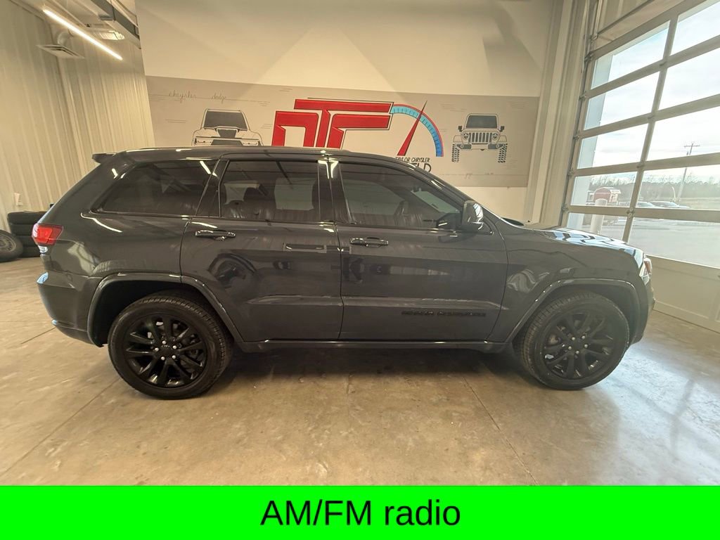 Used 2018 Jeep Grand Cherokee Altitude image 5