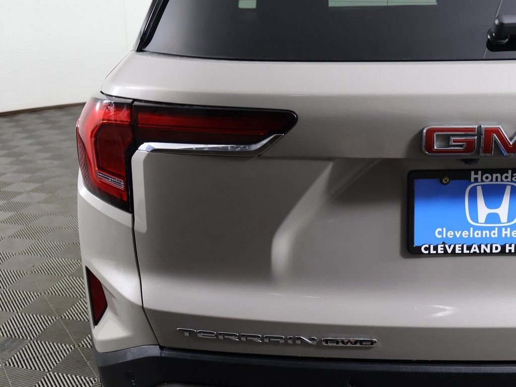Used 2026 GMC Terrain Elevation AWD/4WD image 16