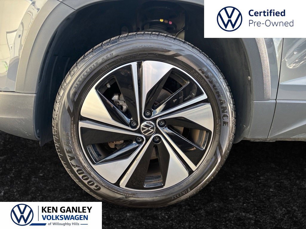 Certified 2023 Volkswagen Taos SE AWD/4WD image 9