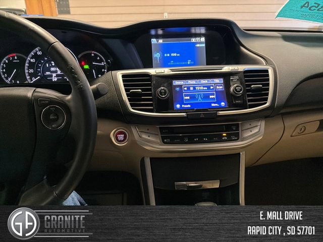 Used 2015 Honda Accord EX-L image 17