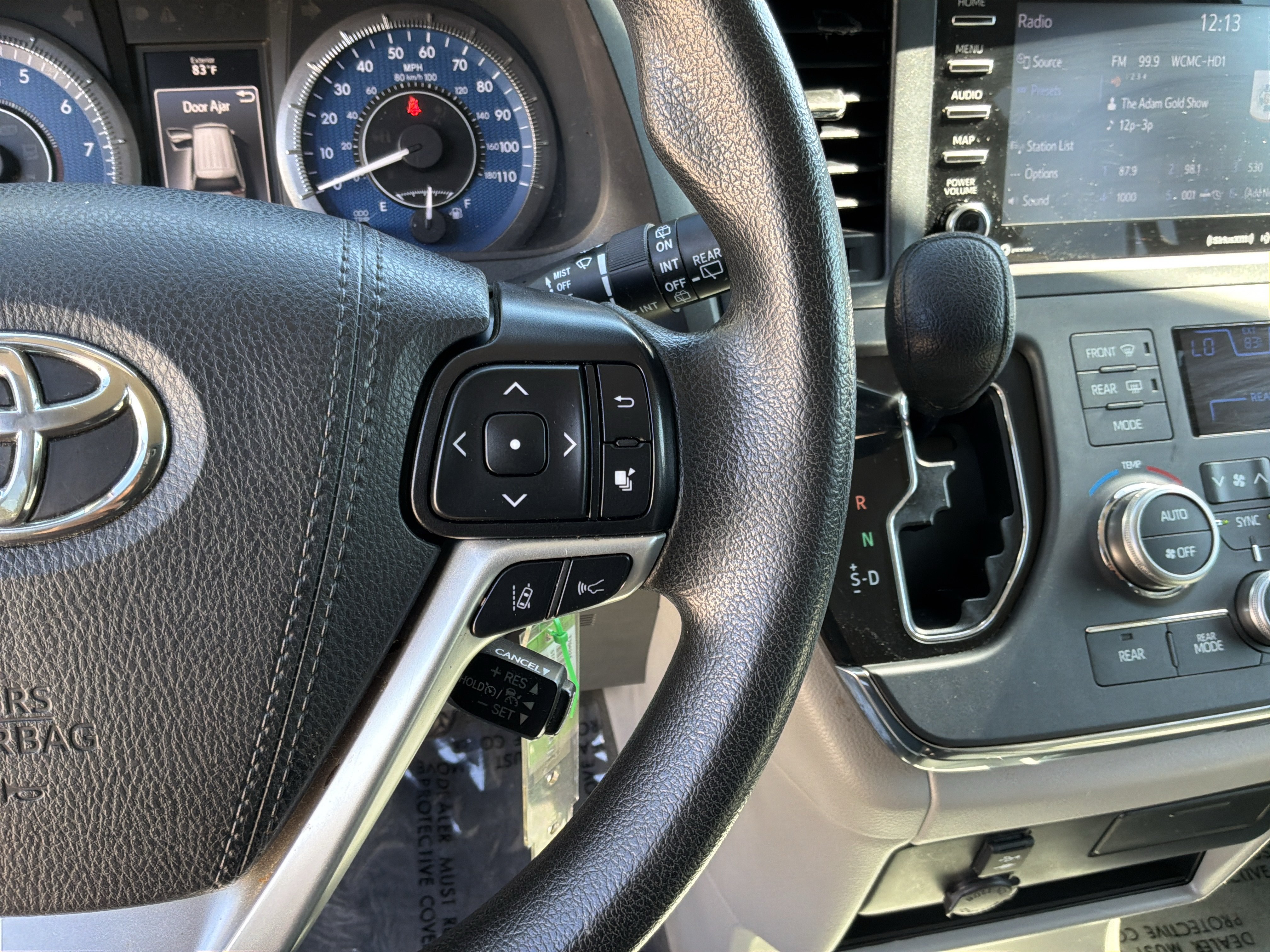 Used 2019 Toyota Sienna LE FWD image 20