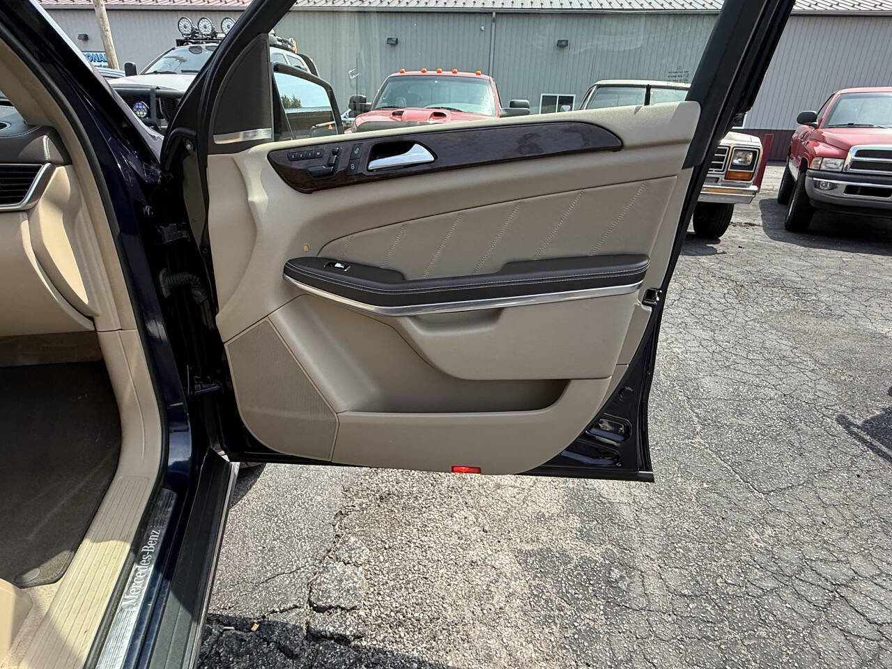 Used 2014 Mercedes-Benz GL 350 BlueTEC 4MATIC image 30