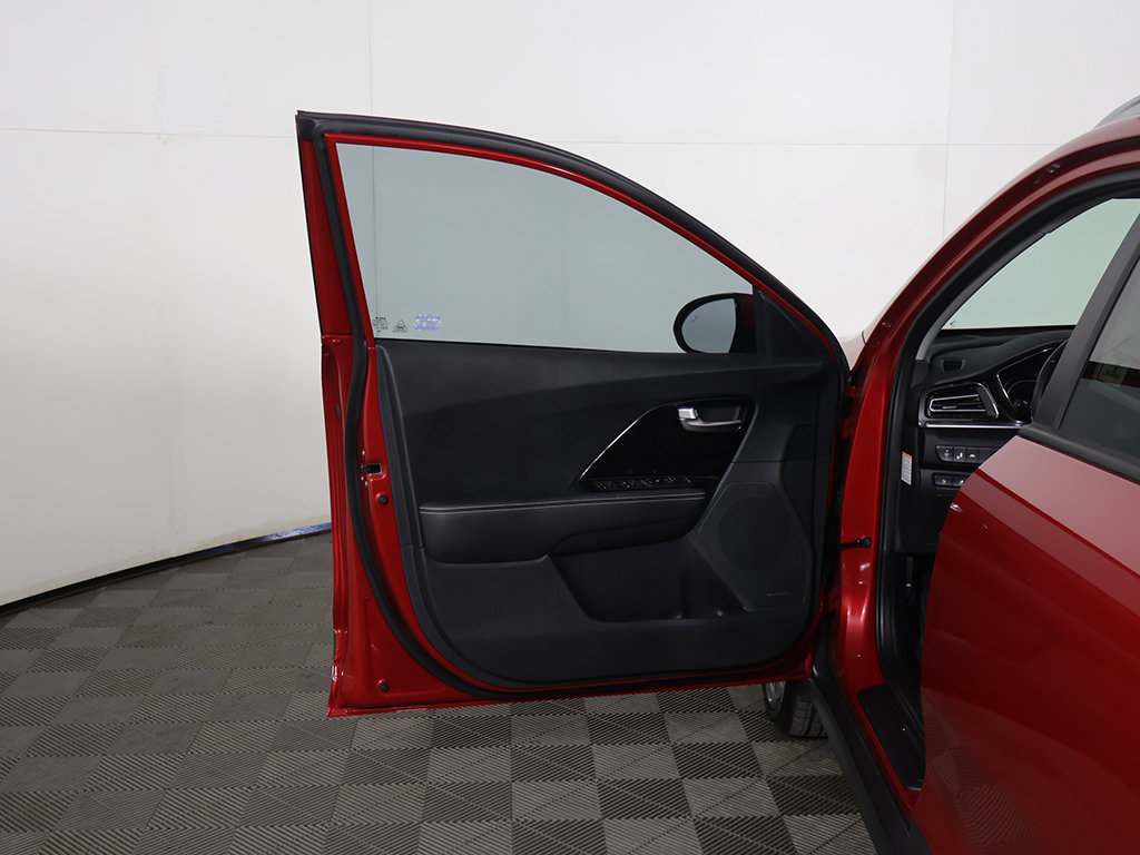 Used 2022 Kia Niro EX FWD image 21