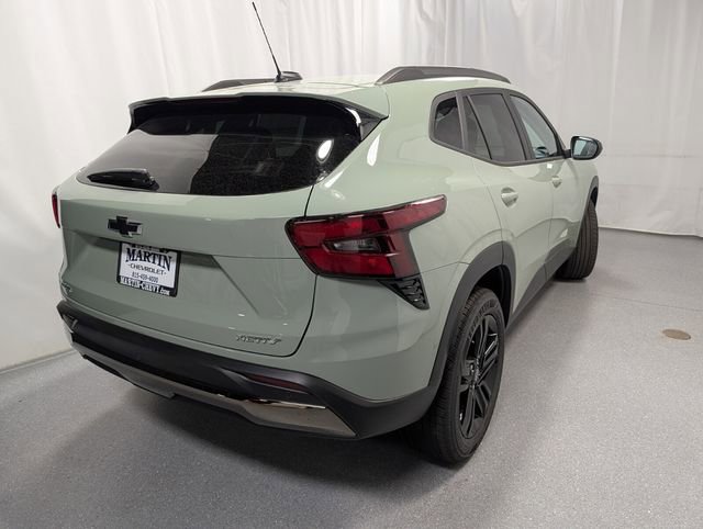 New 2026 Chevrolet Trax ACTIV FWD image 3