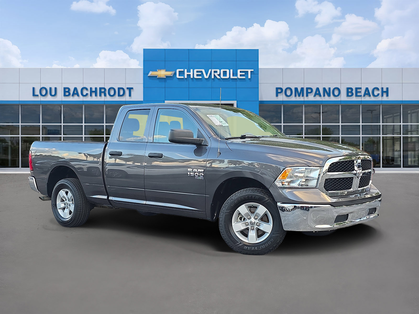 Used 2024 RAM 1500 Classic SLT AWD/4WD image 1