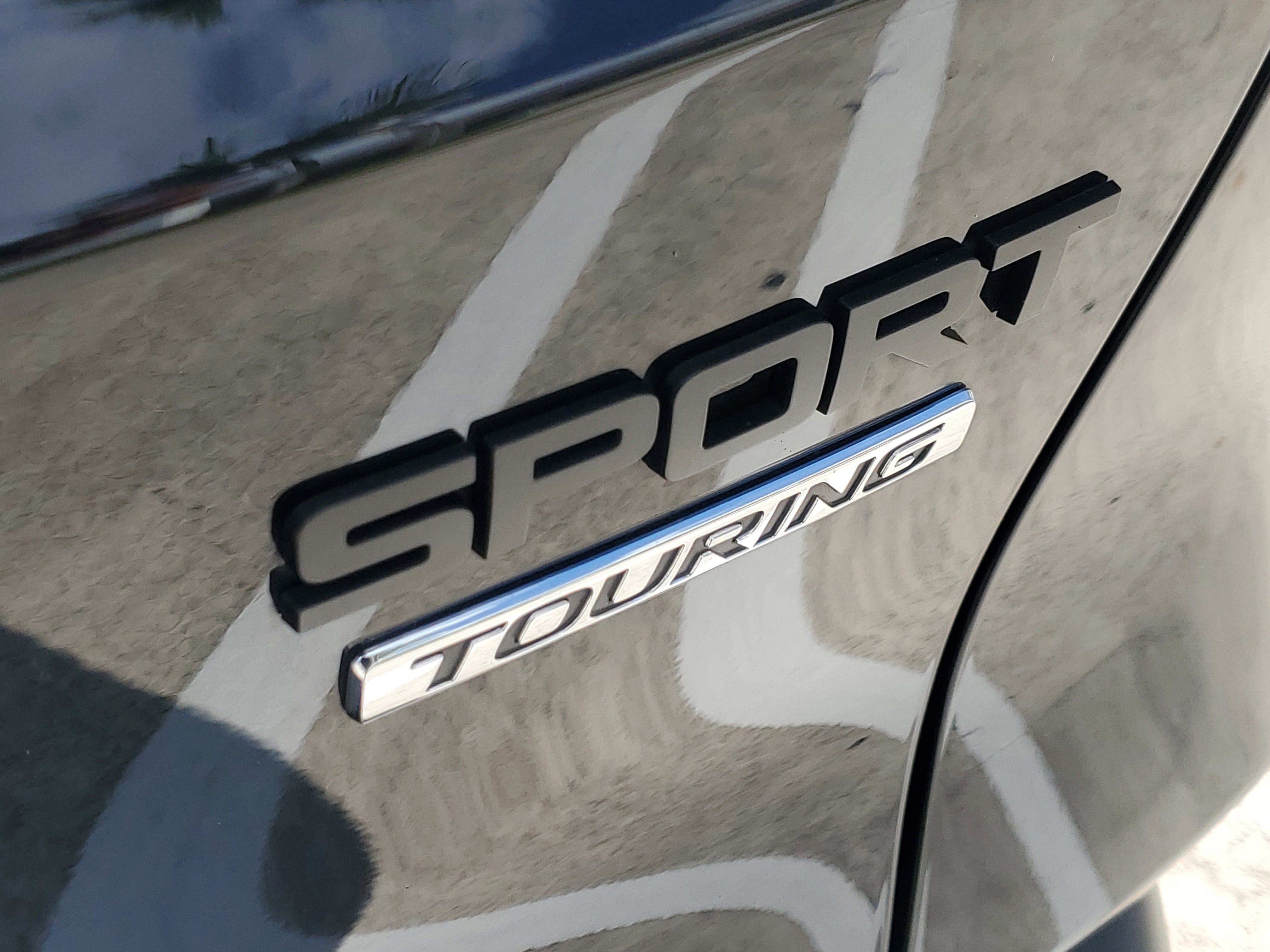 Used 2024 Honda CR-V Sport Touring image 9