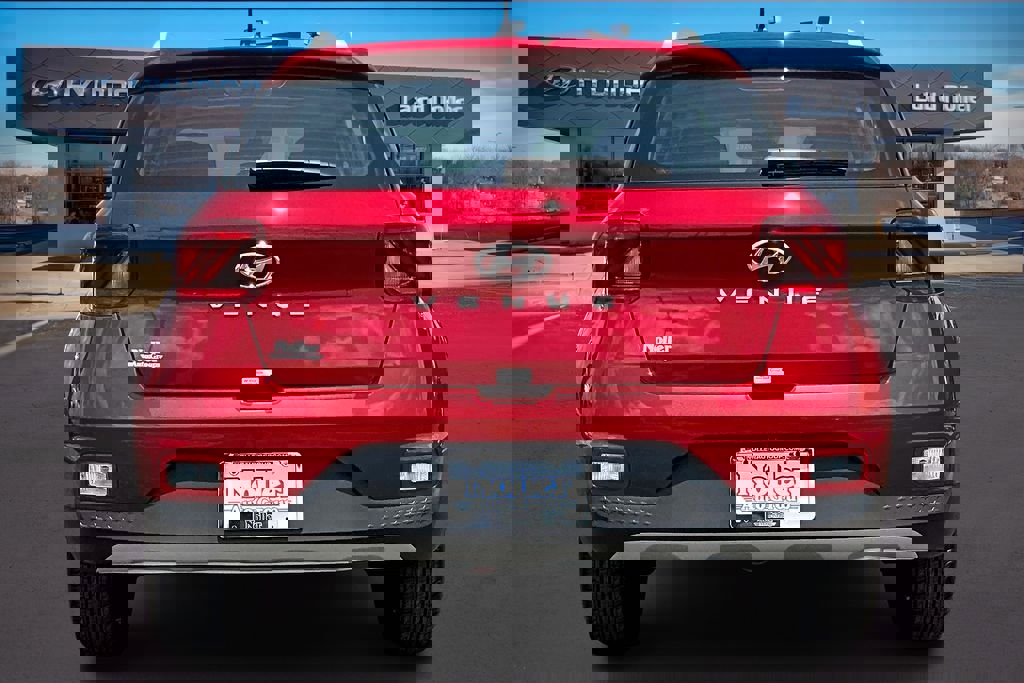 New 2025 Hyundai Venue SEL image 23