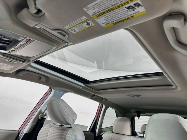 Used 2019 Subaru Forester Premium AWD/4WD image 5