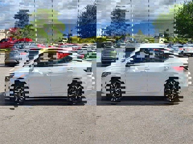 Certified 2024 Nissan Sentra SV image 7