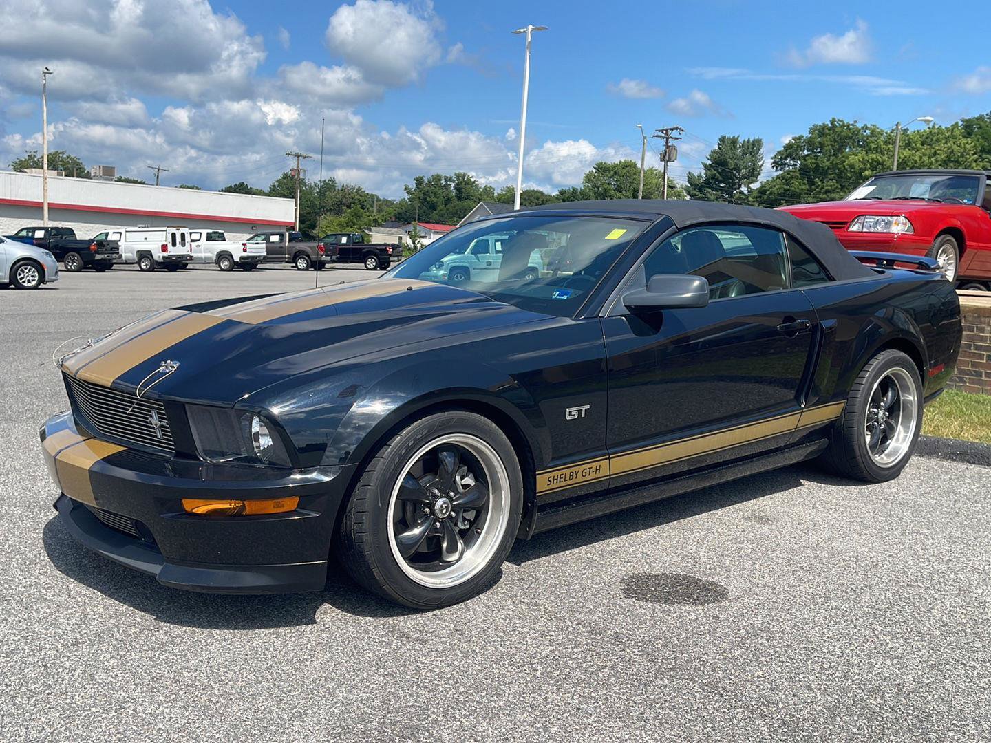 Used 2006 Ford Mustang GT Premium RWD image 3