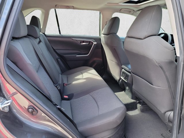 Used 2022 Toyota RAV4 XLE w/ Convenience Package AWD/4WD image 23