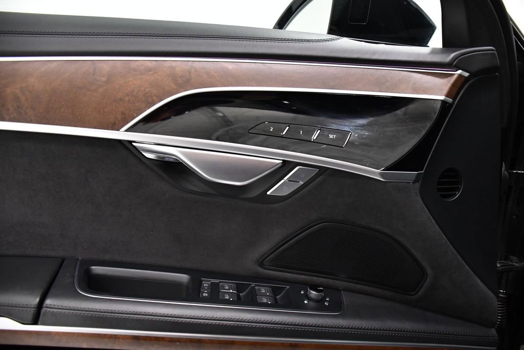 Used 2023 Audi A8 L 3.0T w/ Luxury Package image 17
