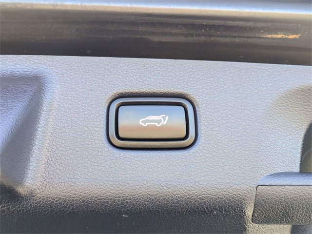 Used 2023 Hyundai Palisade Limited w/ Cargo Package image 36