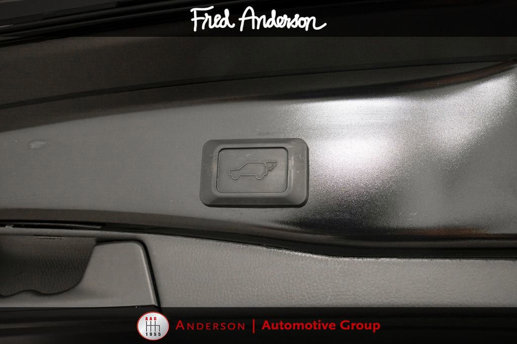 Used 2024 Toyota RAV4 XLE Premium FWD image 6