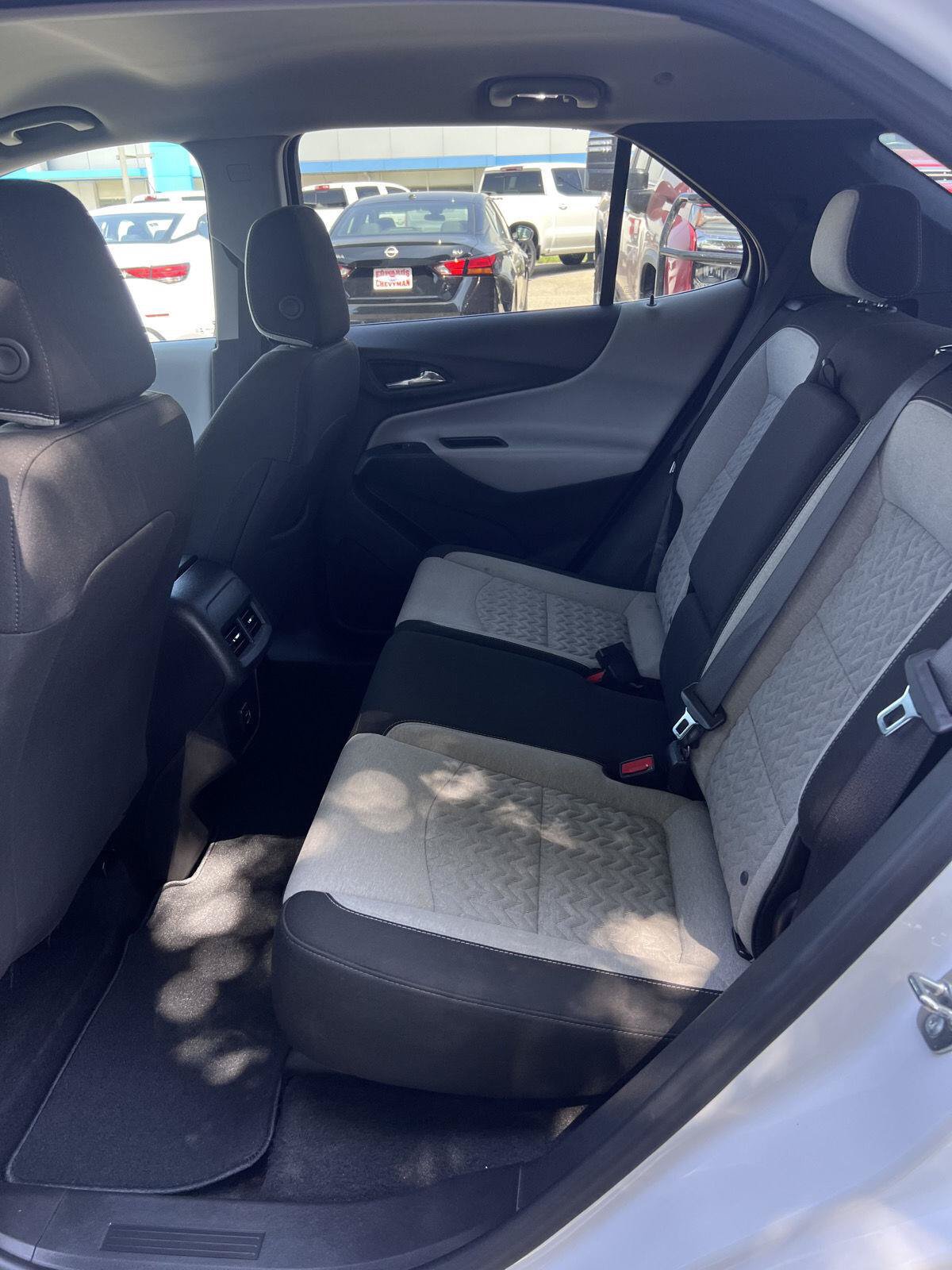Used 2024 Chevrolet Equinox LT FWD image 16