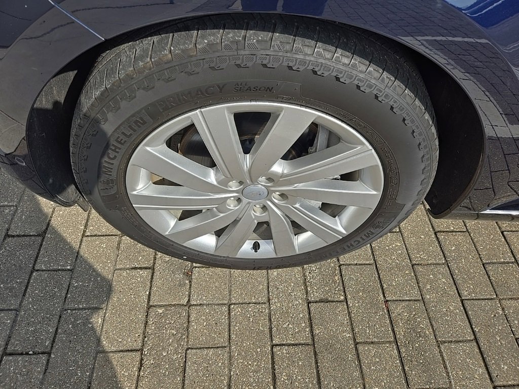 Certified 2023 Land Rover Range Rover SE image 10