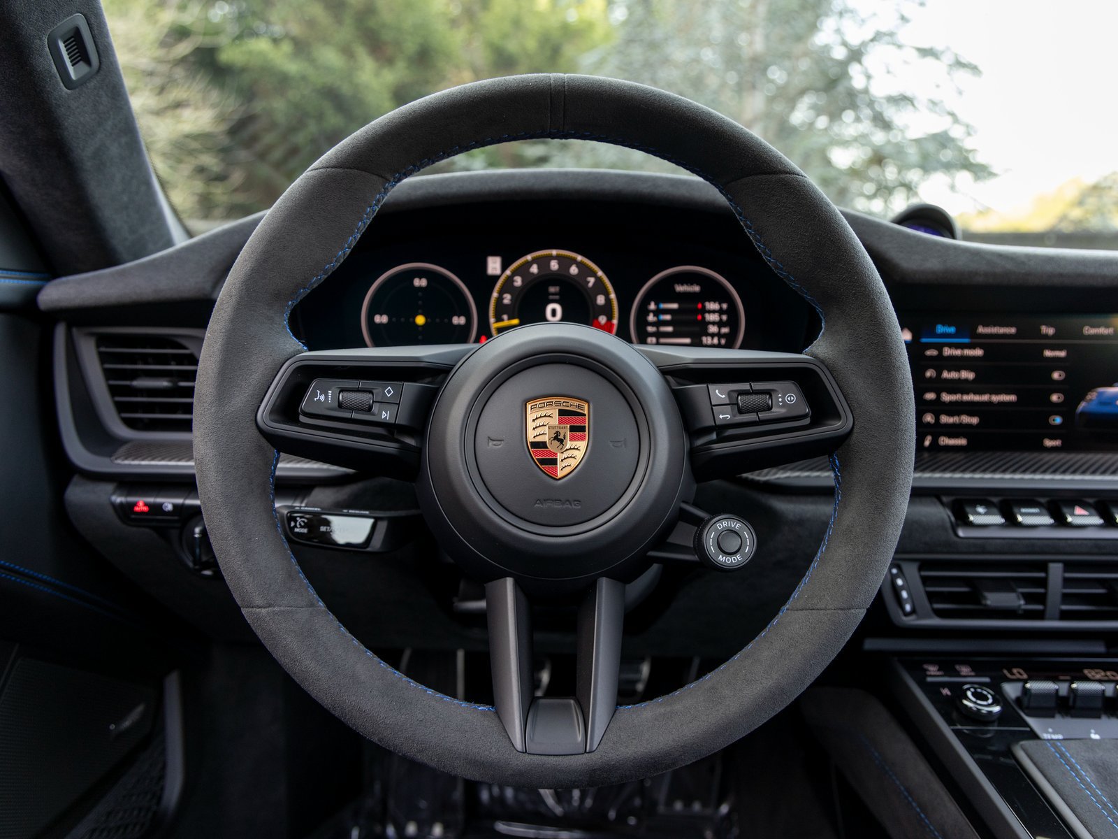 Certified 2026 Porsche 911 GT3 RWD image 39