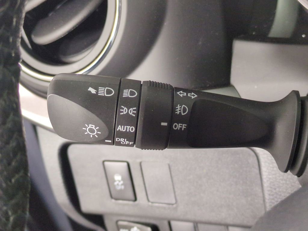 Used 2023 Toyota Tacoma SR5 image 27