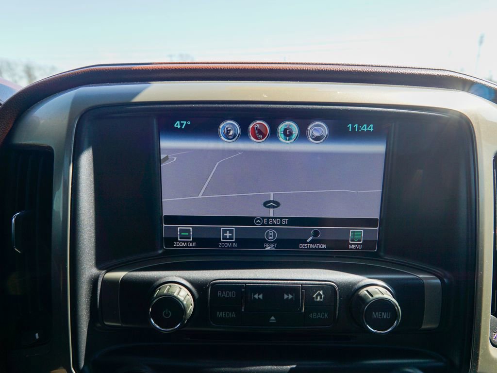 Used 2017 Chevrolet Silverado 1500 High Country image 24