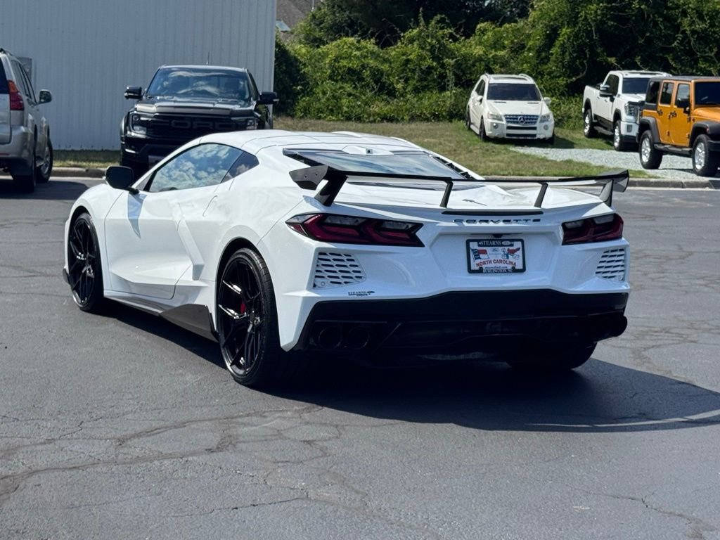 Used 2020 Chevrolet Corvette Stingray Premium Cpe w/ 3LT Preferred Equipment Group RWD image 14