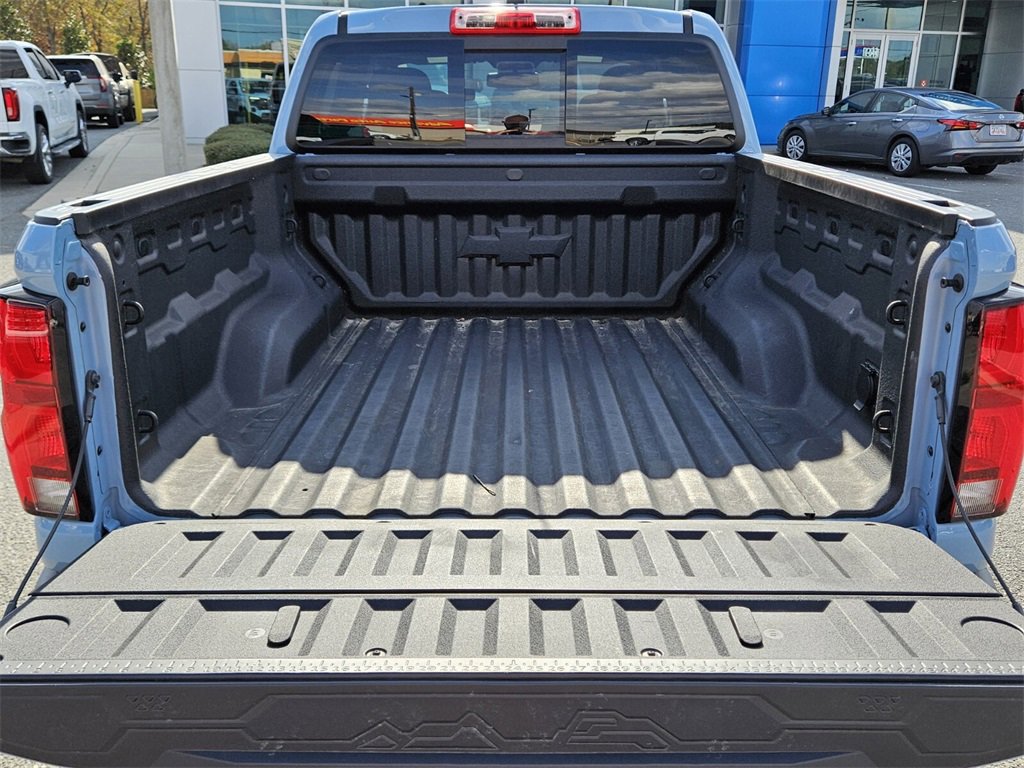 New 2025 Chevrolet Colorado LT w/ LT Convenience Package image 9